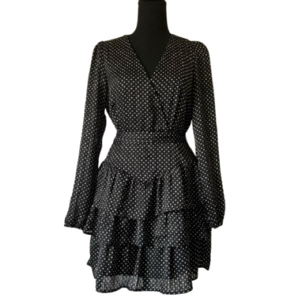 NWOT Francesca Mi Ami V-Neck Polka Dot Long Sleeve Dress Medium